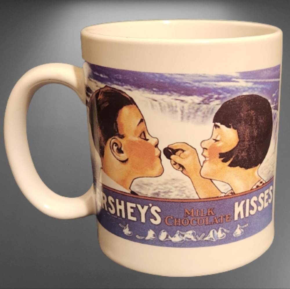 Hersheys Kiss Milk Chocolate A KISS FOR YOU ceramic mug coffee Cup tea hot cocoa